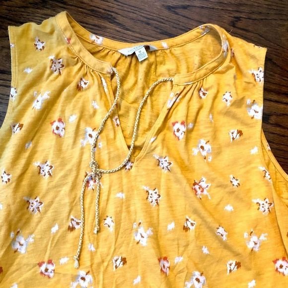 LUCKY BRAND Womens Golden Yellow Floral Sleeveless Tie Neck Top Sz Medium - Picture 2 of 5